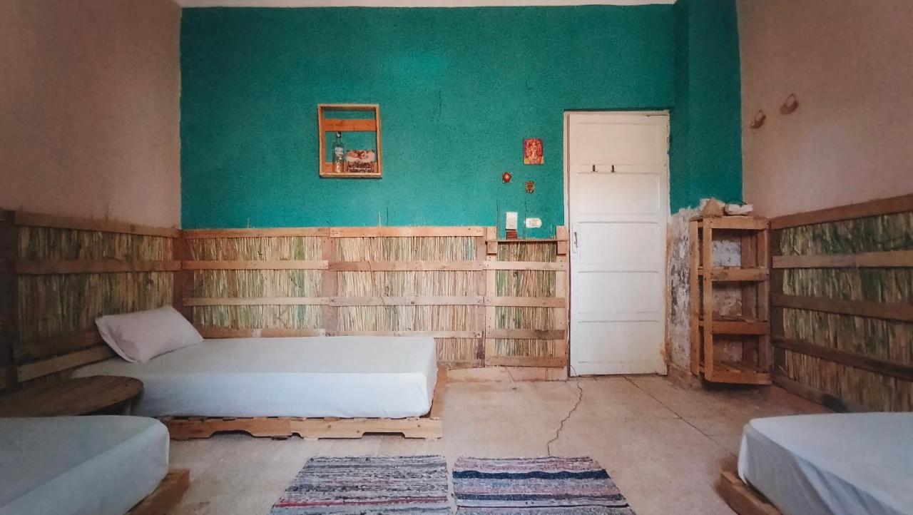 Agpen Teswa Hostel Siwa Oasis ภายนอก รูปภาพ